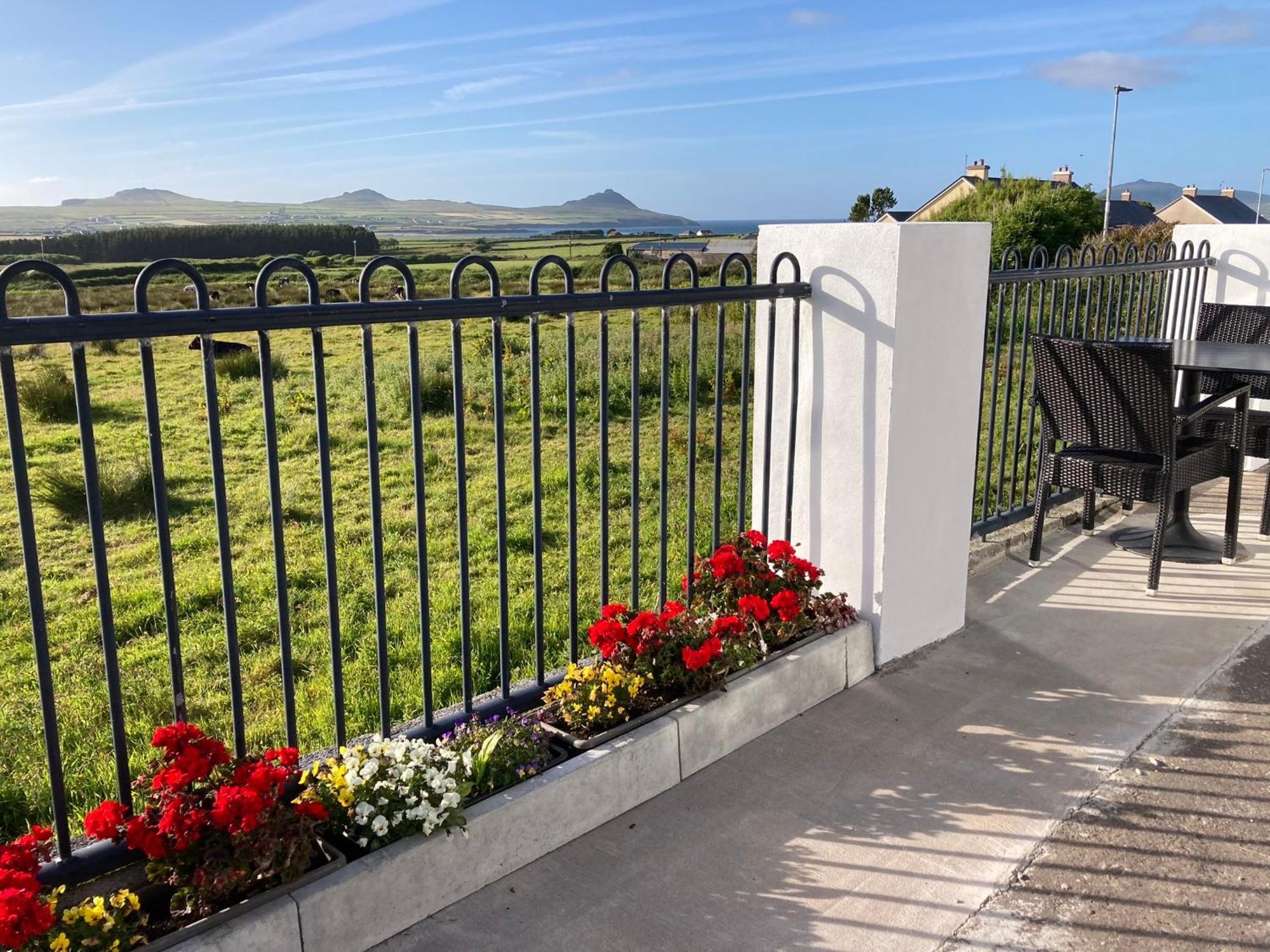 Cille Apartments, Ballyferriter Village מראה חיצוני תמונה
